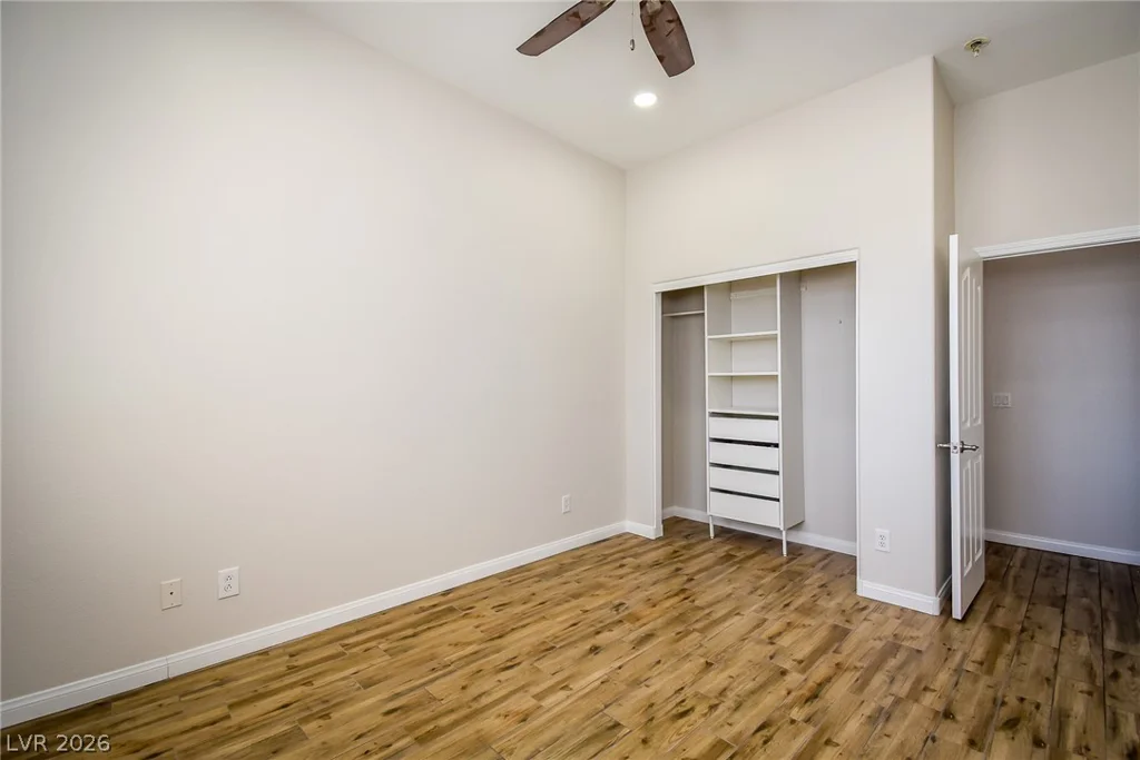 8512 Stardance, Las Vegas, NV 89143