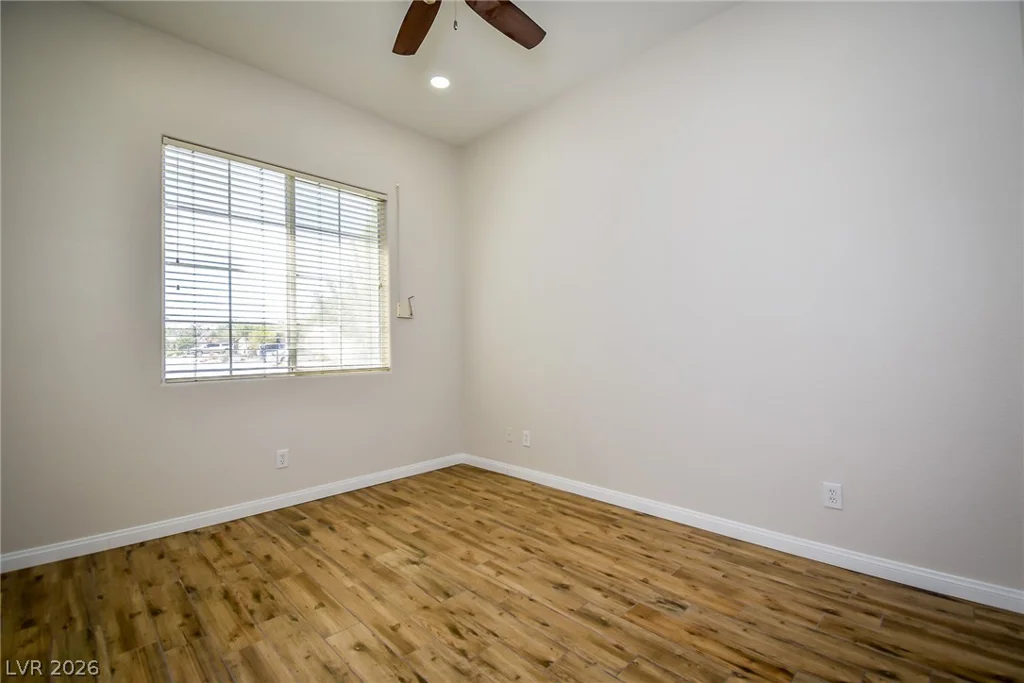 8512 Stardance, Las Vegas, NV 89143