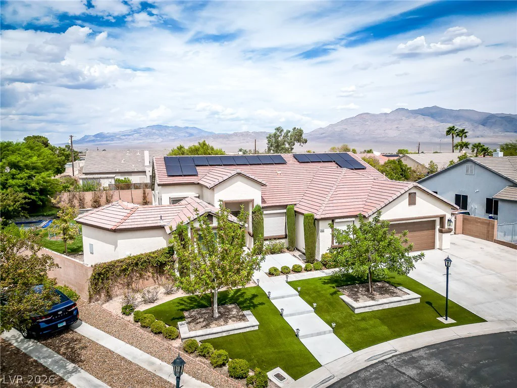 8512 Stardance, Las Vegas, NV 89143