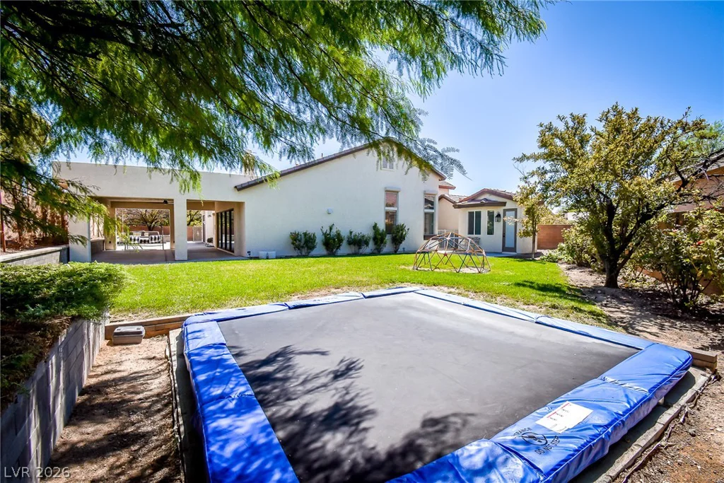 8512 Stardance, Las Vegas, NV 89143