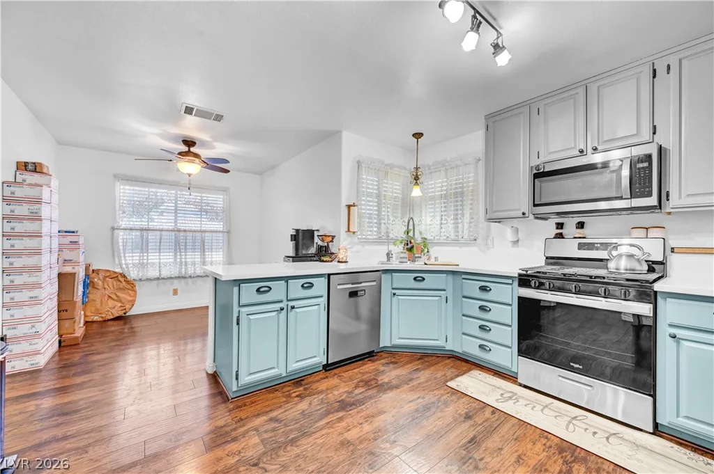 5825 Blush, Las Vegas, NV 89130