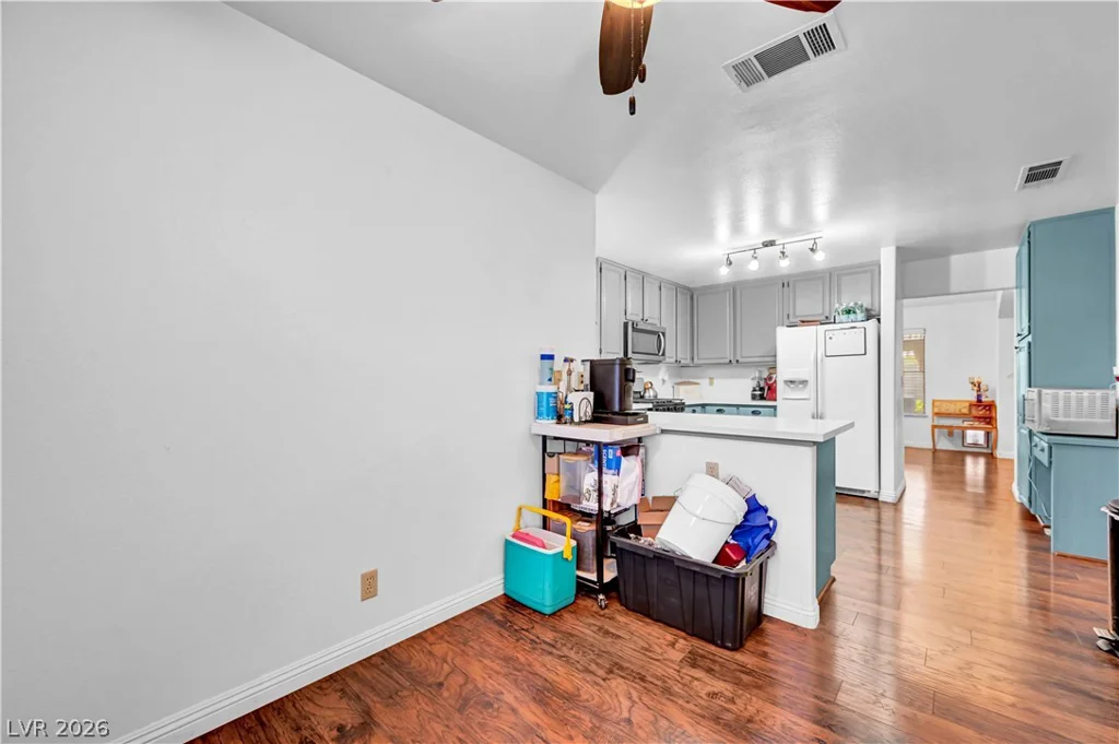 5825 Blush, Las Vegas, NV 89130