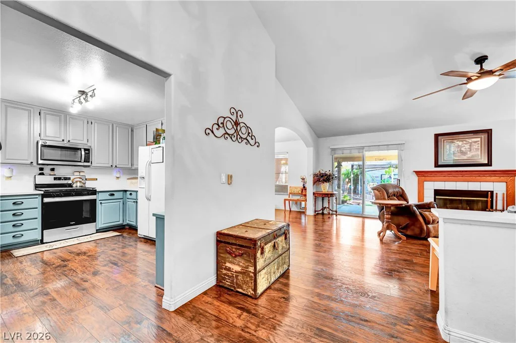 5825 Blush, Las Vegas, NV 89130