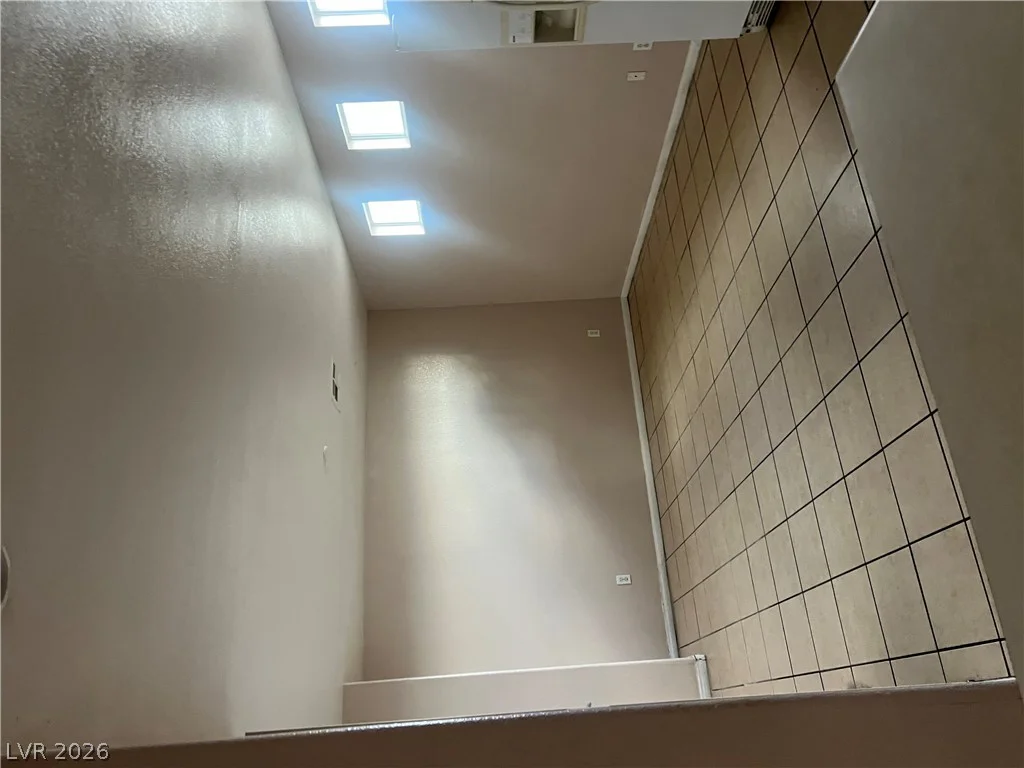5279 Shreve, Las Vegas, NV 89156