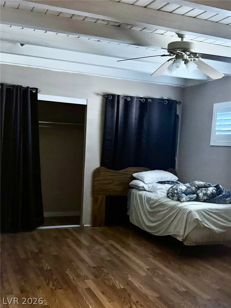 167 Robindale, Las Vegas, NV 89123