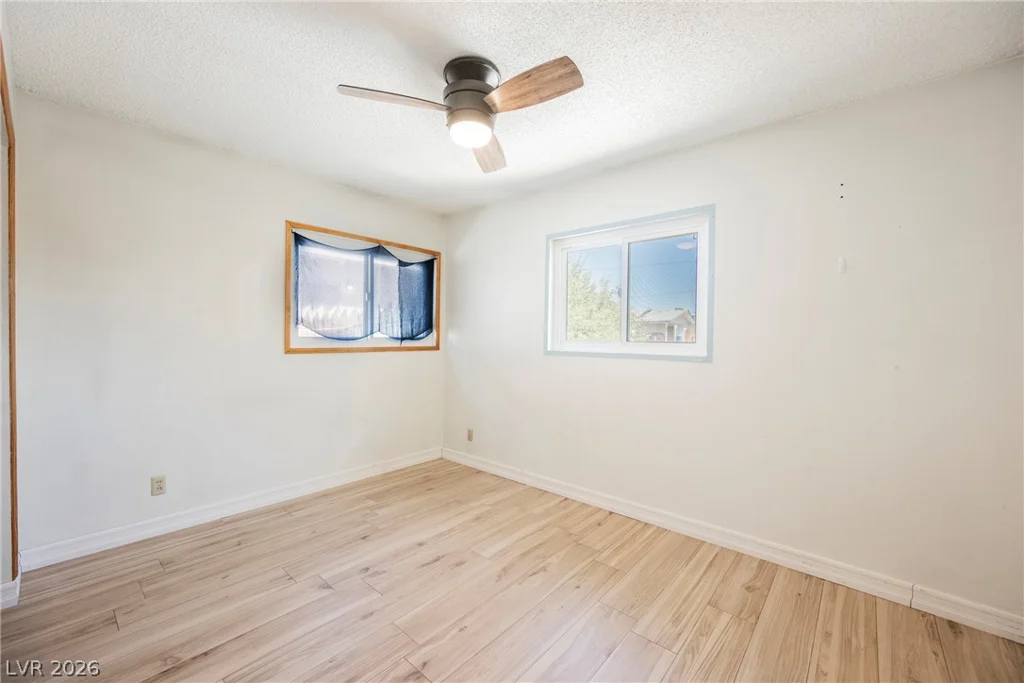 4521 Exposition, Las Vegas, NV 89102