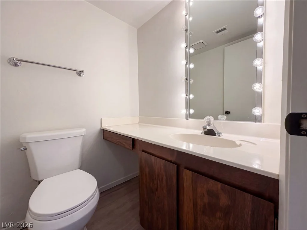 5240 Janfred, Las Vegas, NV 89103