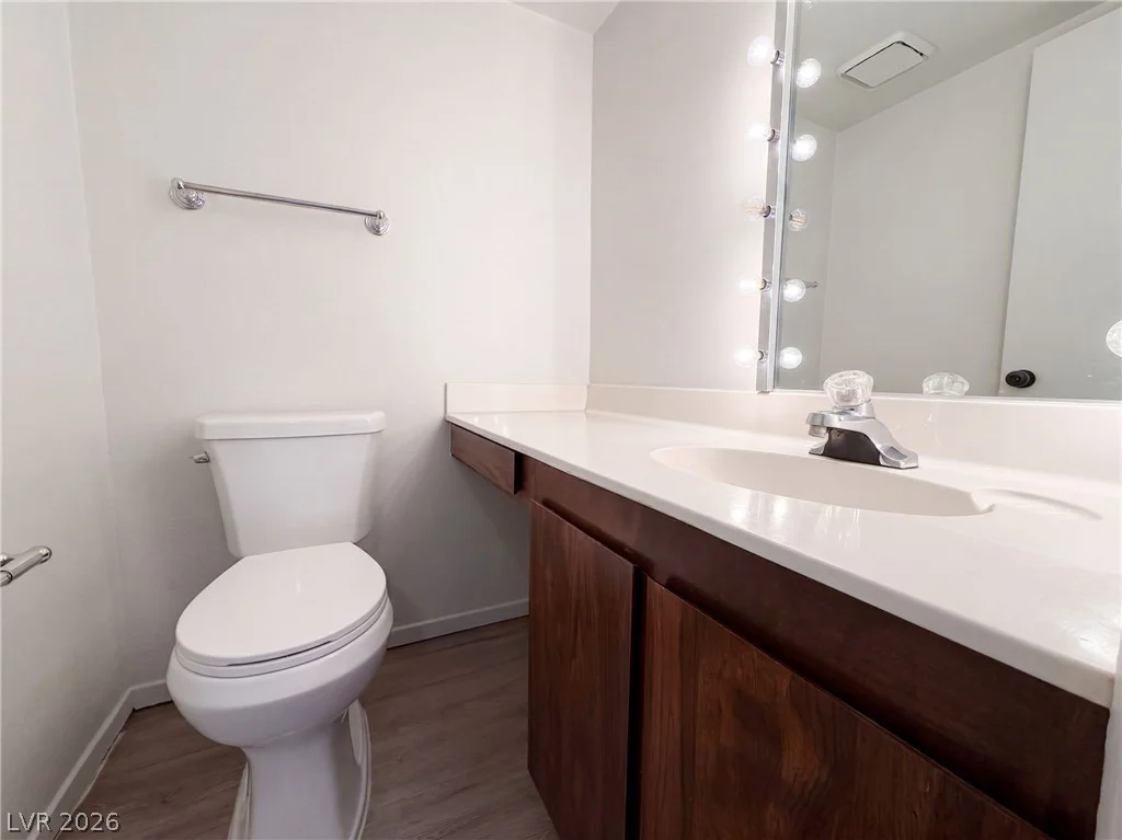 5240 Janfred, Las Vegas, NV 89103