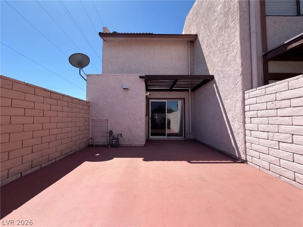 5240 Janfred, Las Vegas, NV 89103