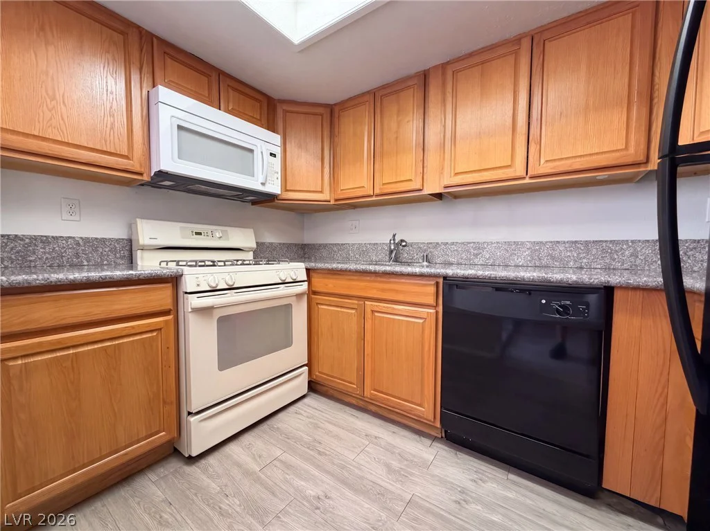 5240 Janfred, Las Vegas, NV 89103