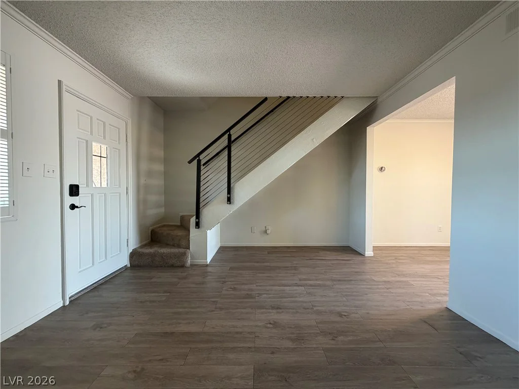 5240 Janfred, Las Vegas, NV 89103