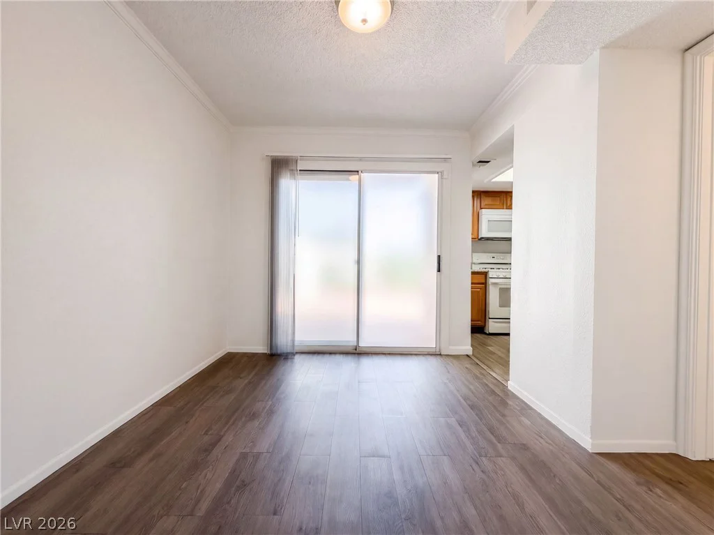 5240 Janfred, Las Vegas, NV 89103