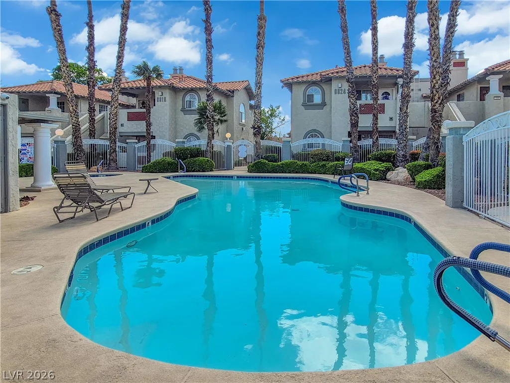 6836 Elm Creek, Las Vegas, NV 89108