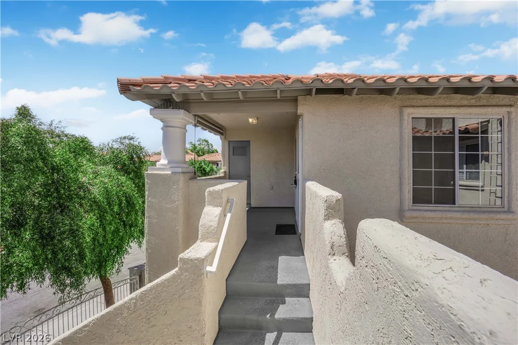 6836 Elm Creek, Las Vegas, NV 89108