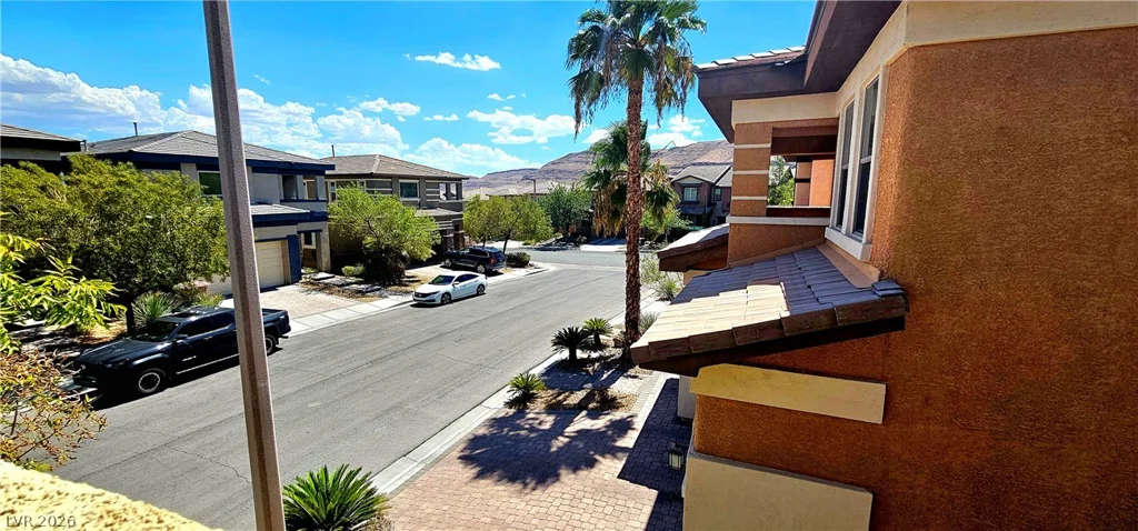 5373 Hollymead, Las Vegas, NV 89135