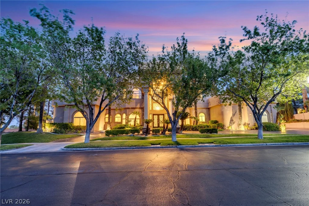 1008 Trophy Hills, Las Vegas, NV 89134