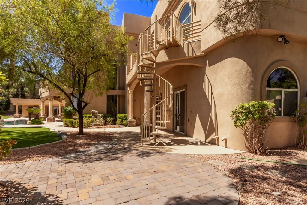 1008 Trophy Hills, Las Vegas, NV 89134