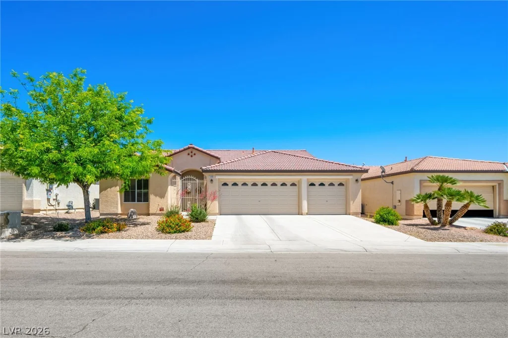 5448 Flying Arrow, North Las Vegas, NV 89031