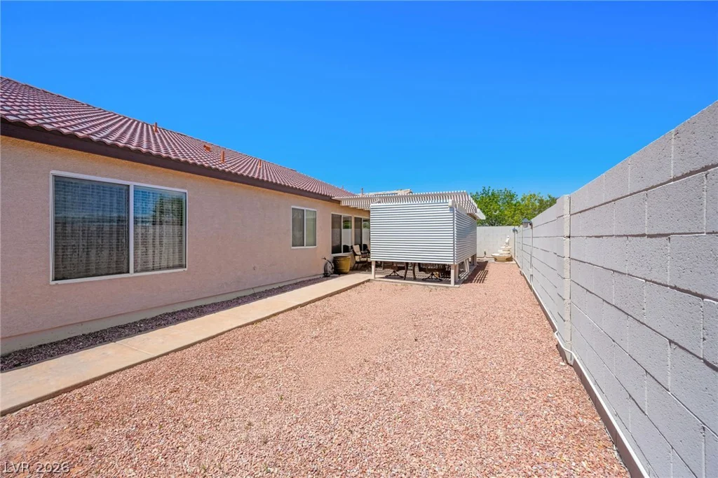 5448 Flying Arrow, North Las Vegas, NV 89031