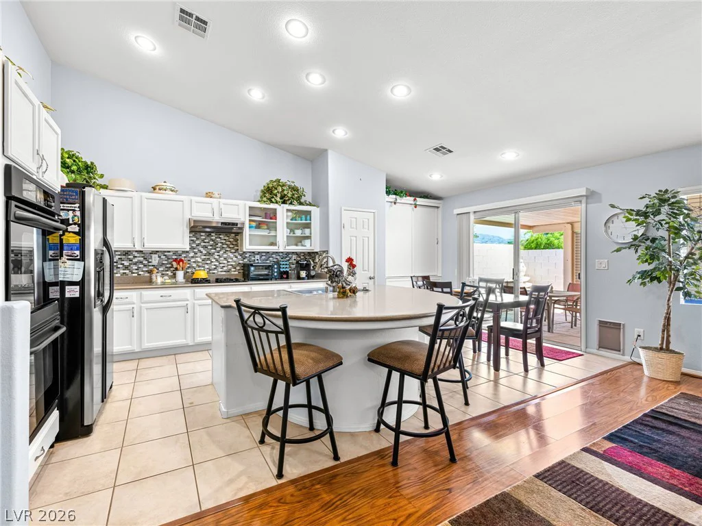 5448 Flying Arrow, North Las Vegas, NV 89031