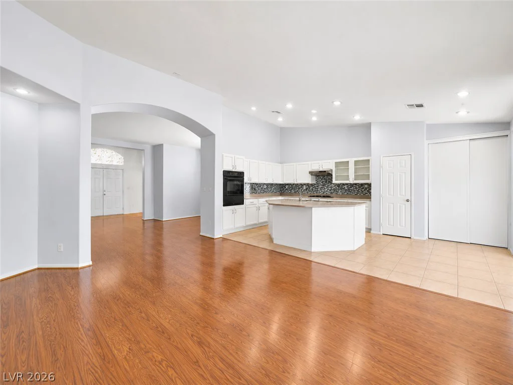 5448 Flying Arrow, North Las Vegas, NV 89031