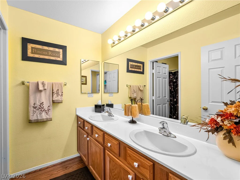 5448 Flying Arrow, North Las Vegas, NV 89031