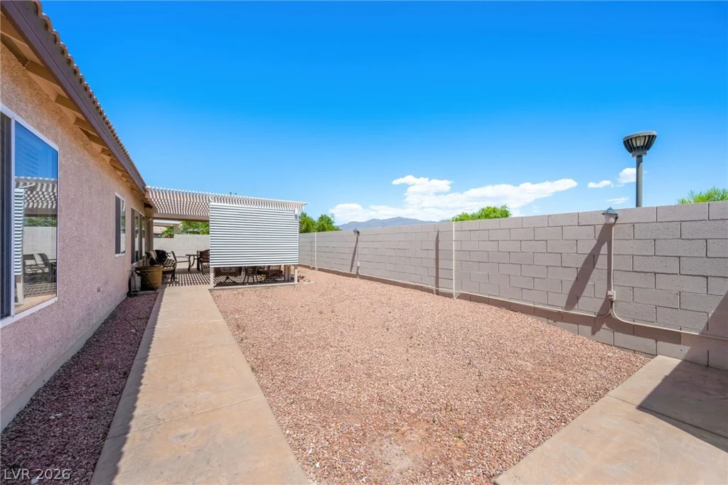 5448 Flying Arrow, North Las Vegas, NV 89031