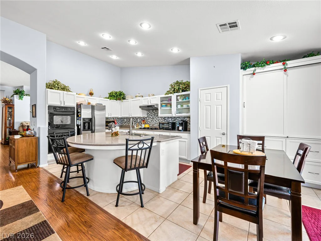 5448 Flying Arrow, North Las Vegas, NV 89031