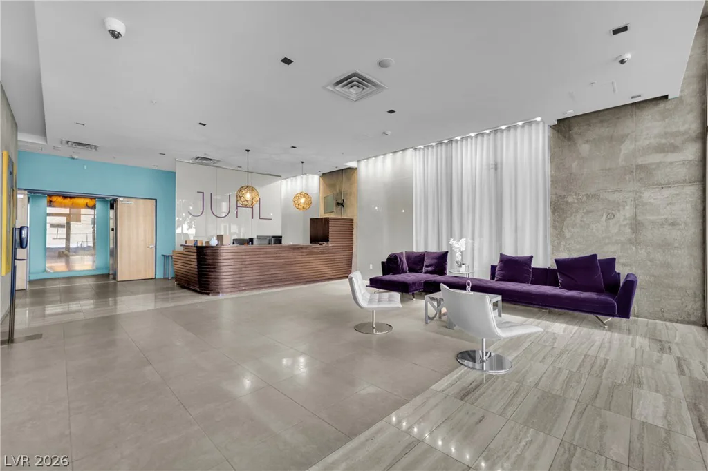 353 Bonneville, Las Vegas, NV 89101