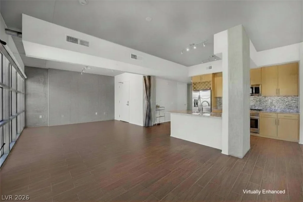 353 Bonneville, Las Vegas, NV 89101