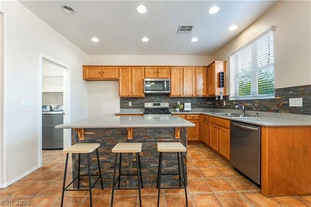 2608 Campobello, North Las Vegas, NV 89081