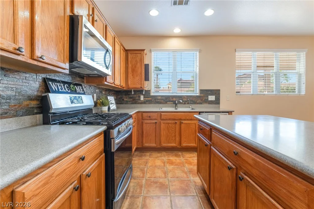 2608 Campobello, North Las Vegas, NV 89081