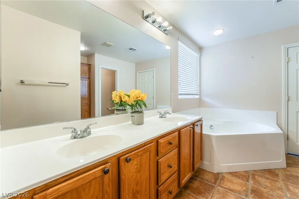 2608 Campobello, North Las Vegas, NV 89081