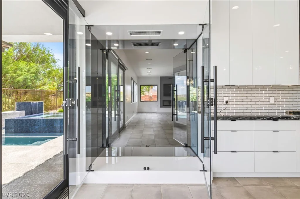 10 Camino La Venta, Henderson, NV 89011