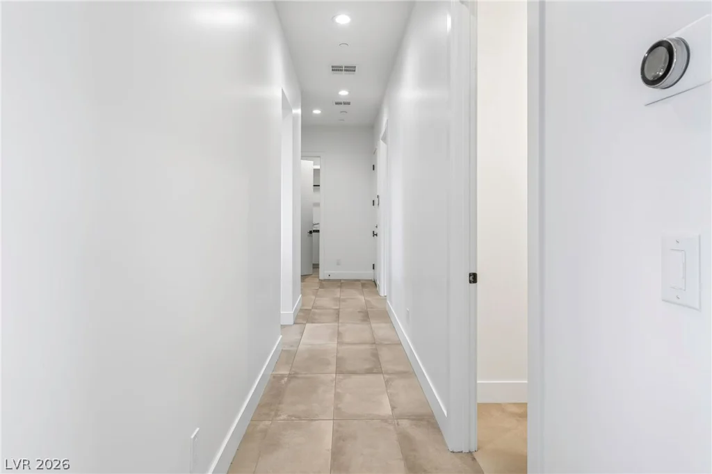 10 Camino La Venta, Henderson, NV 89011
