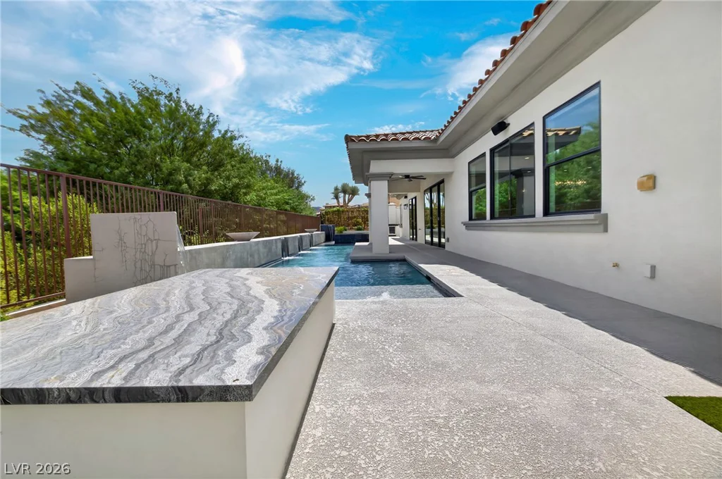 10 Camino La Venta, Henderson, NV 89011