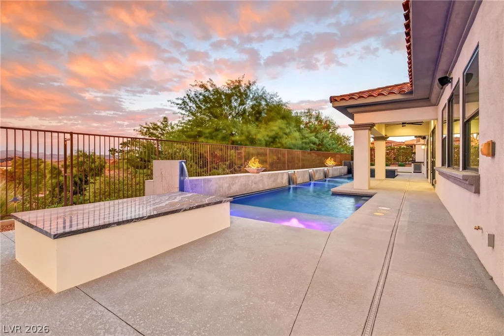 10 Camino La Venta, Henderson, NV 89011