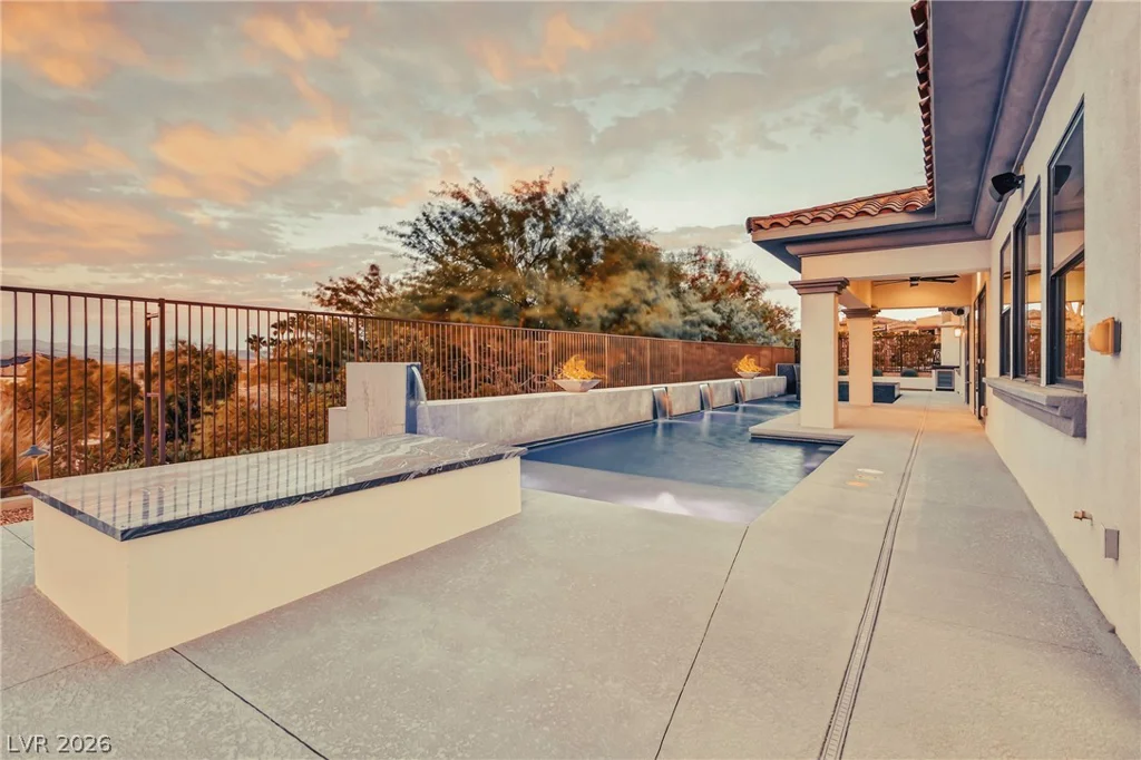 10 Camino La Venta, Henderson, NV 89011