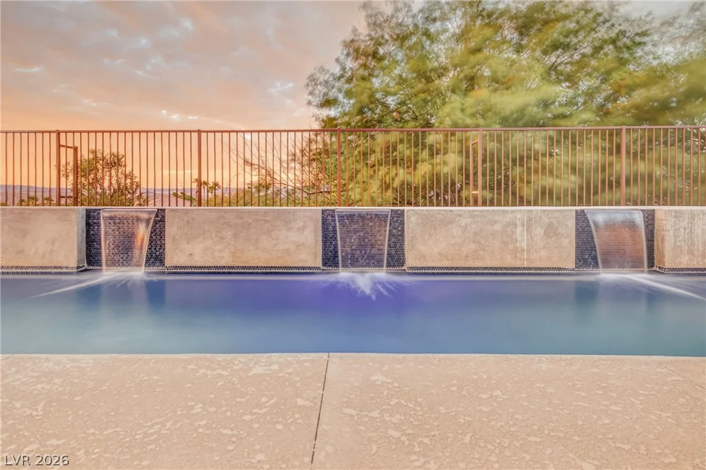 10 Camino La Venta, Henderson, NV 89011