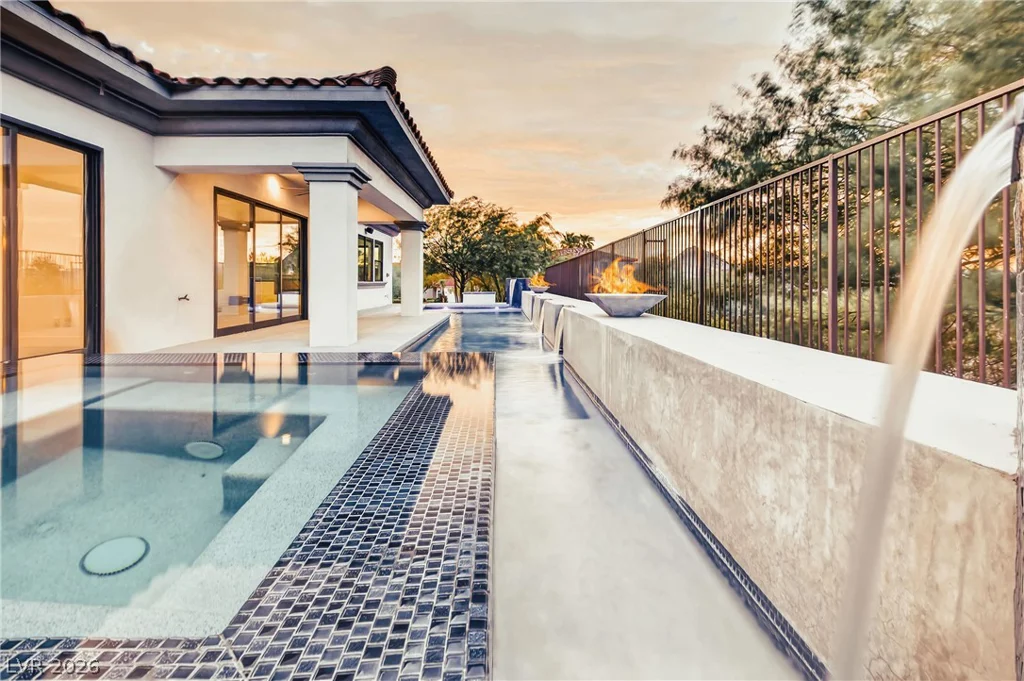 10 Camino La Venta, Henderson, NV 89011