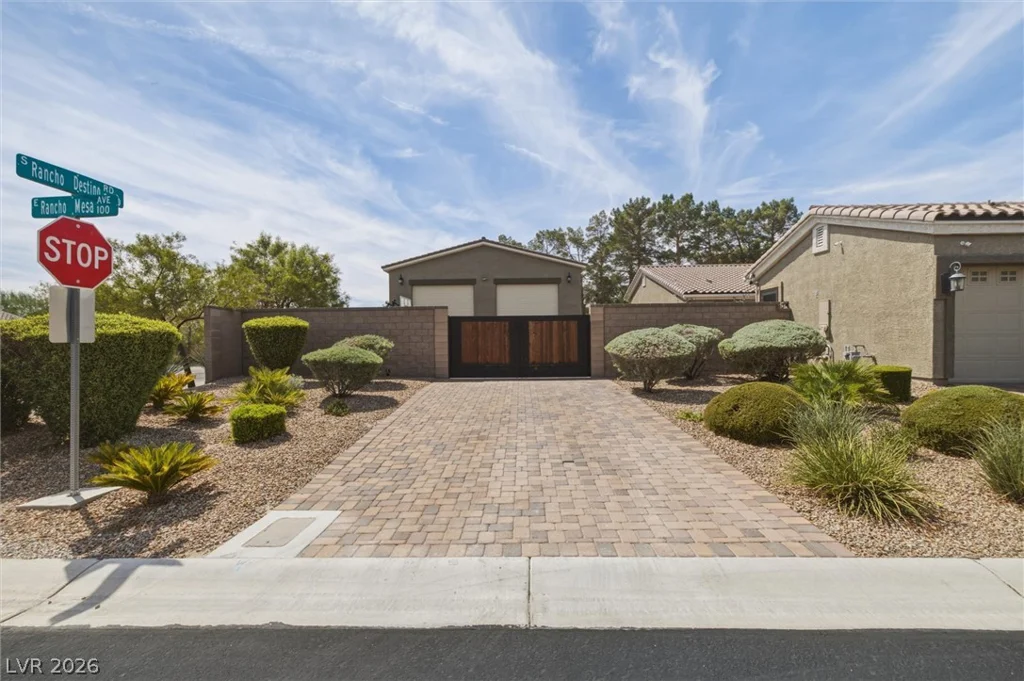137 Rancho Mesa, Las Vegas, NV 89123