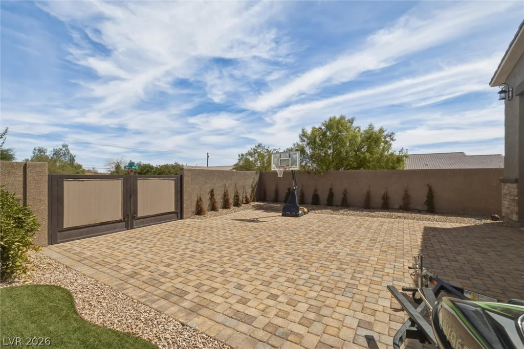 137 Rancho Mesa, Las Vegas, NV 89123