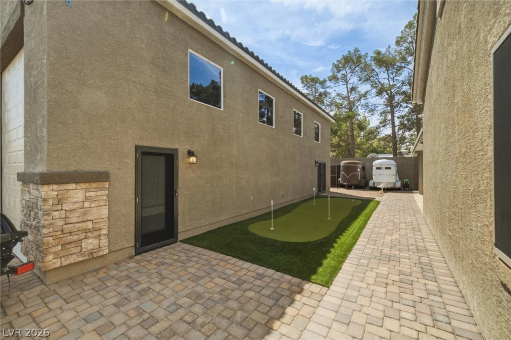 137 Rancho Mesa, Las Vegas, NV 89123