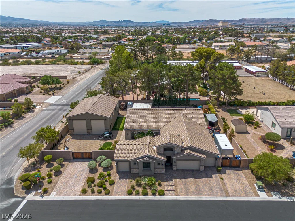 137 Rancho Mesa, Las Vegas, NV 89123