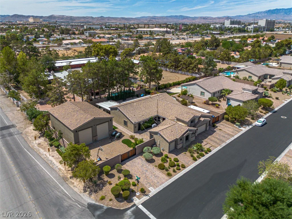 137 Rancho Mesa, Las Vegas, NV 89123