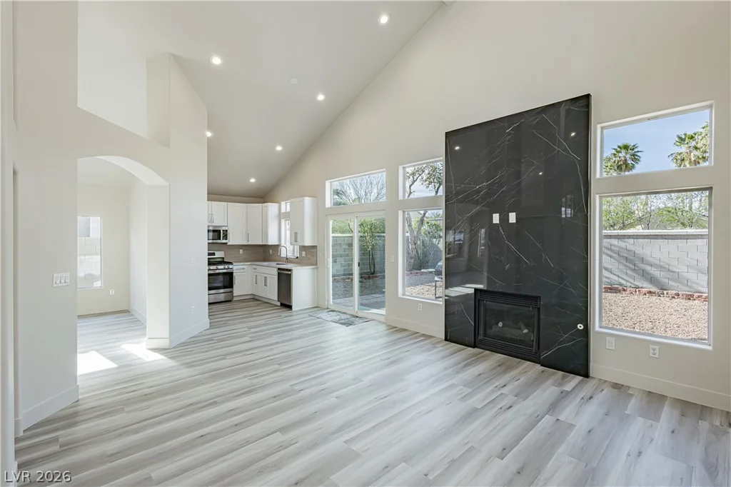 7816 Sparrowgate, Las Vegas, NV 89131