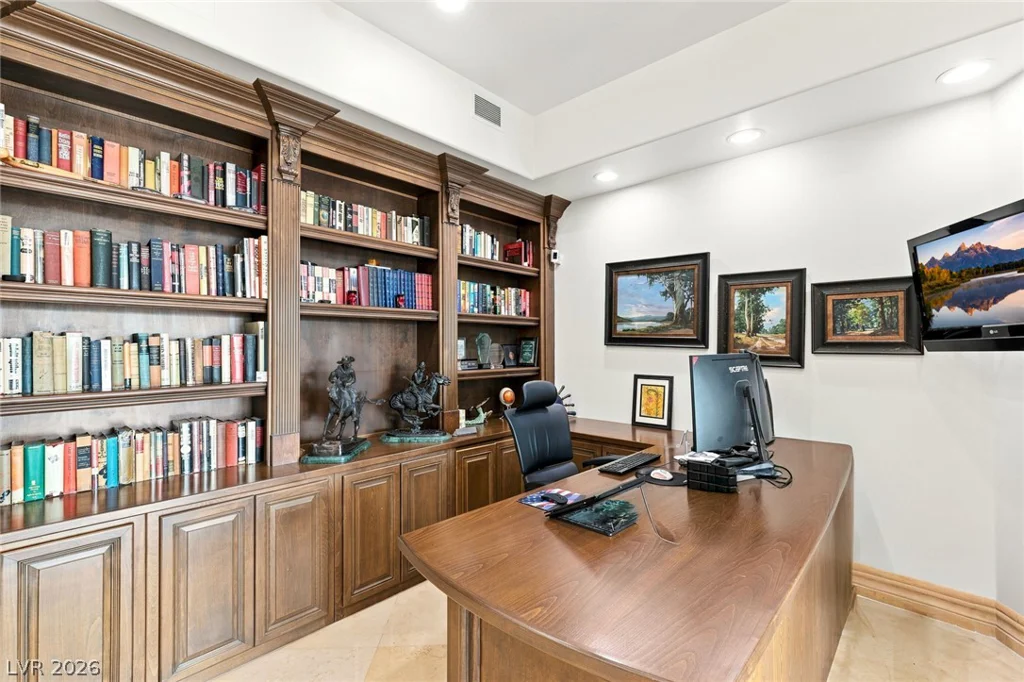 9101 Alta, Las Vegas, NV 89145