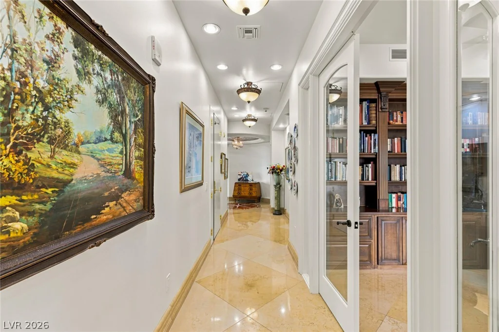 9101 Alta, Las Vegas, NV 89145