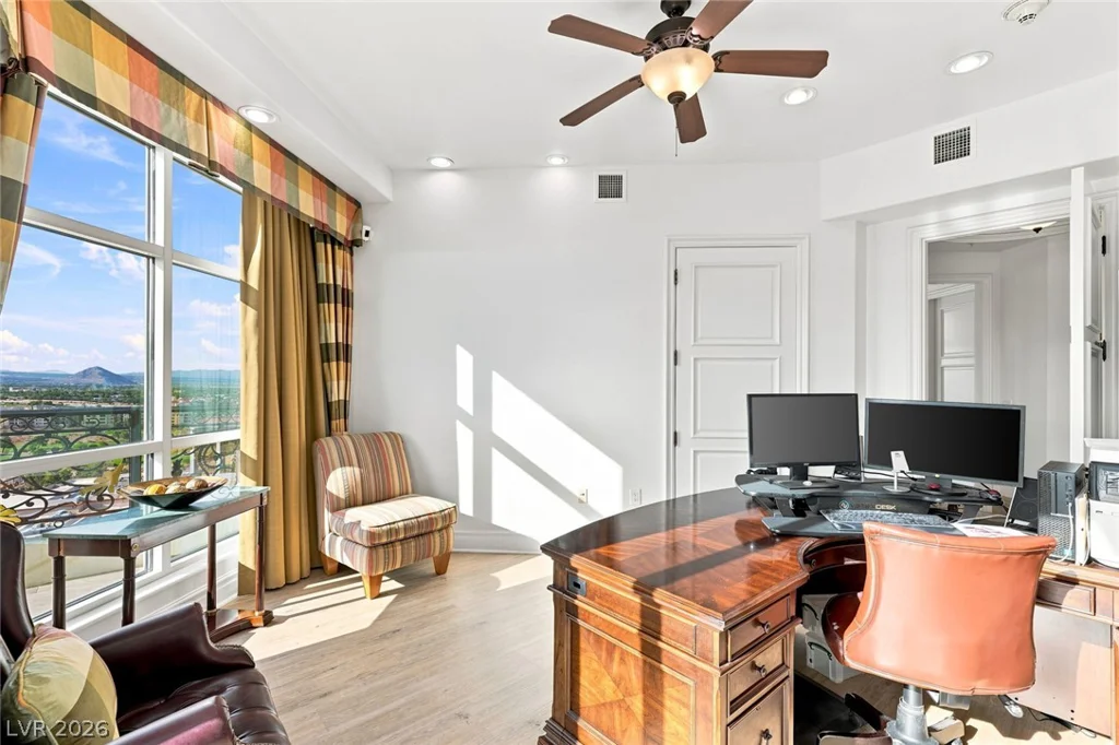 9101 Alta, Las Vegas, NV 89145