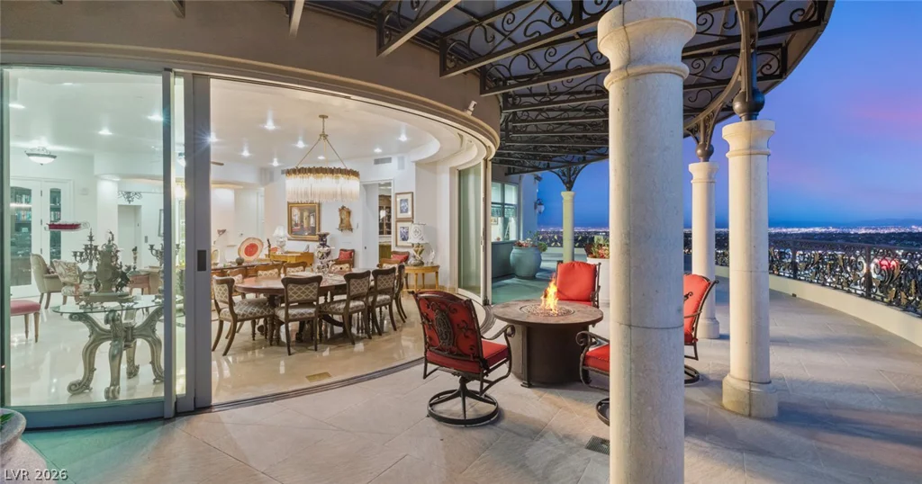 9101 Alta, Las Vegas, NV 89145